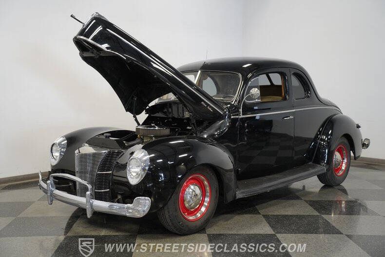 1940 Ford Deluxe