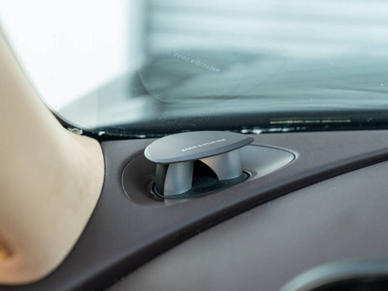 2023 Genesis G90 3.5T e-Supercharger