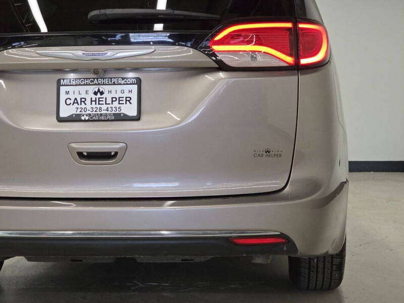 2017 Chrysler Pacifica Touring Plus