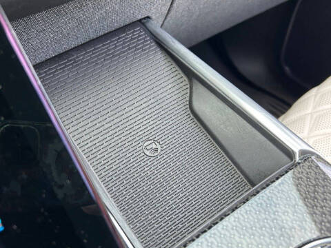 2025 Cadillac Escalade-V