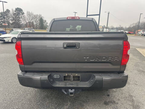 2019 Toyota Tundra SR5