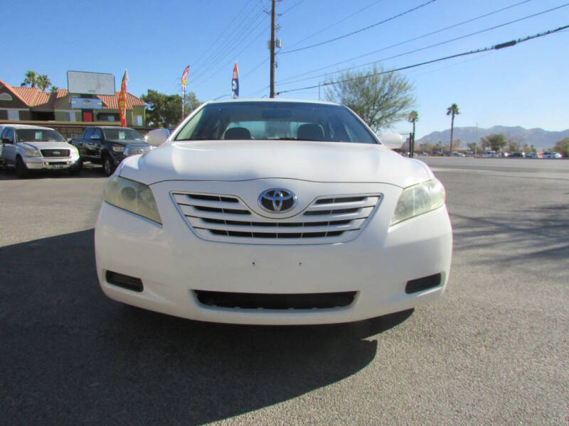 2007 Toyota Camry LE photo 2