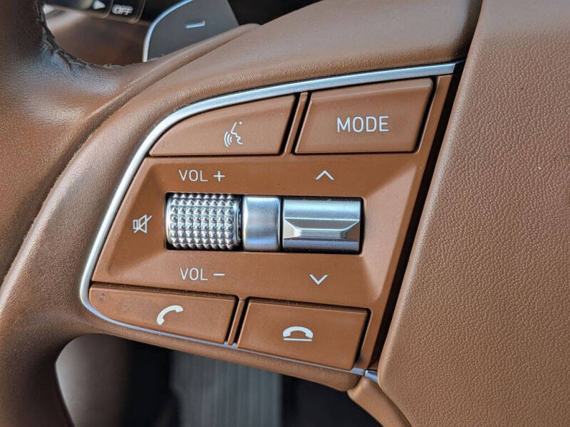 2020 Genesis G90