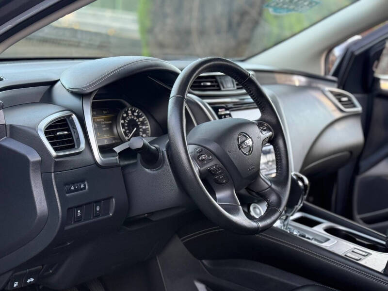 2022 Nissan Murano SV