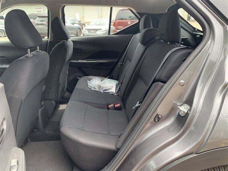 2025 Nissan Kicks Play S