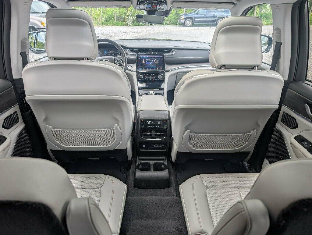 2021 Jeep Grand Cherokee L 15