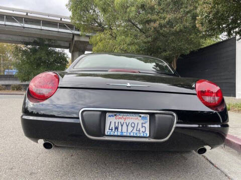 2002 Ford Thunderbird Deluxe