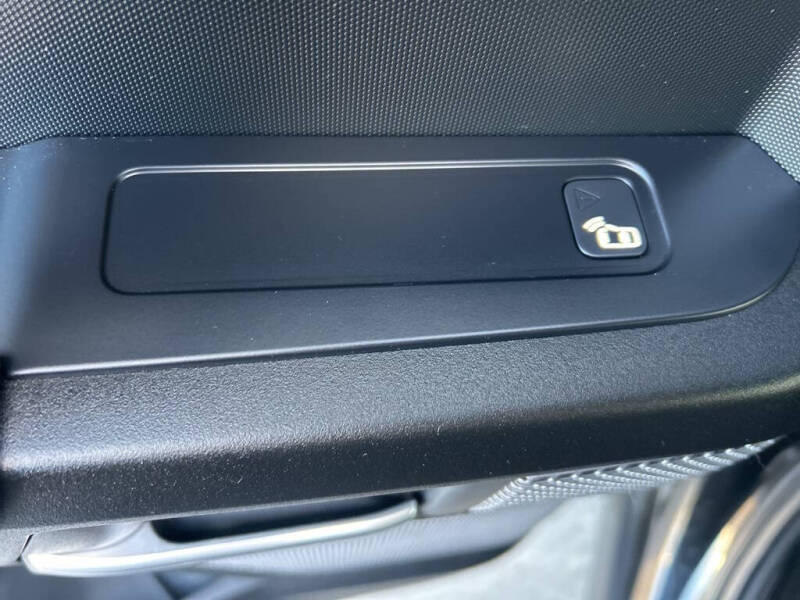 2022 Land Rover Defender