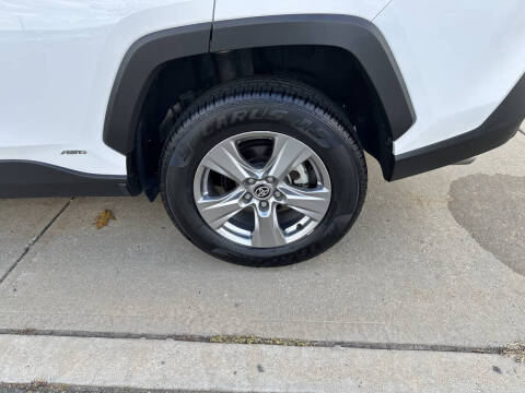 2024 Toyota RAV4 Hybrid XLE