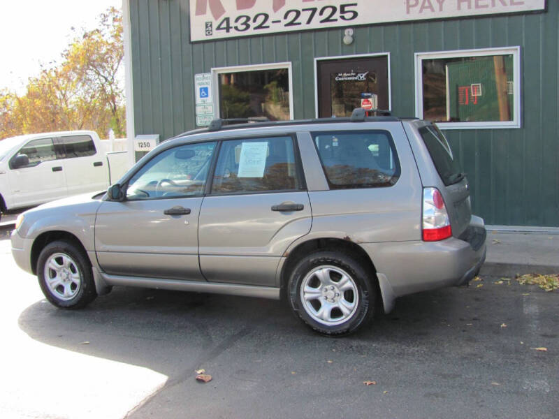 2006 Subaru Forester X photo 2