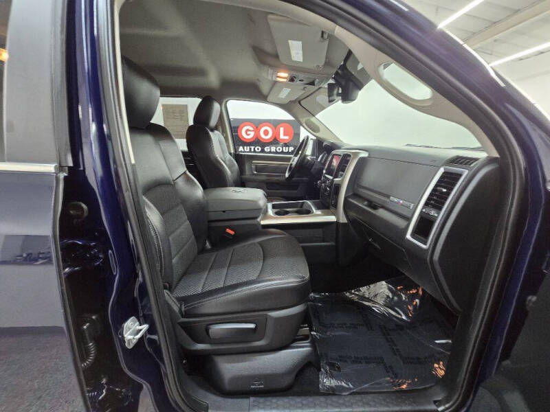 2017 RAM 1500 SLT