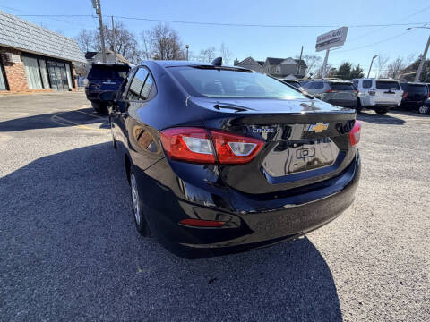 2018 Chevrolet Cruze LS Auto