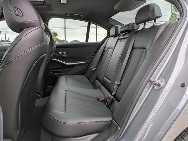 2024 BMW 3 Series 330e