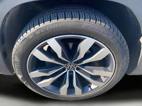 2021 Volkswagen Atlas Cross Sport V6 SEL R-Line 4Motion