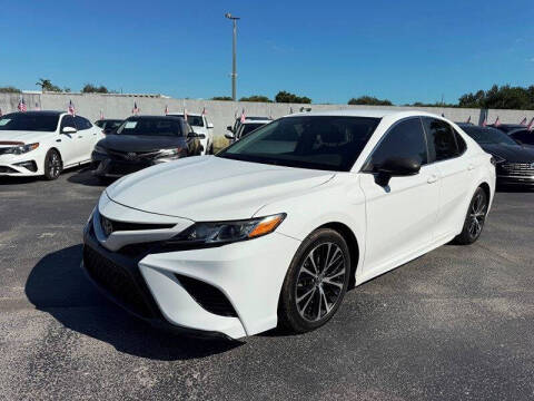 2019 Toyota Camry SE