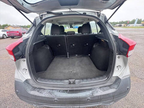 2020 Nissan Kicks S