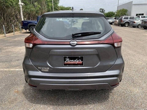 2025 Nissan Kicks Play S