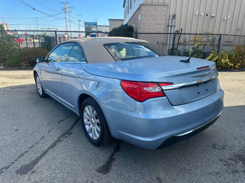 2012 Chrysler 200 Touring