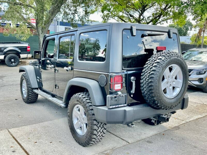 2012 Jeep Wrangler Unlimited  - $20,995