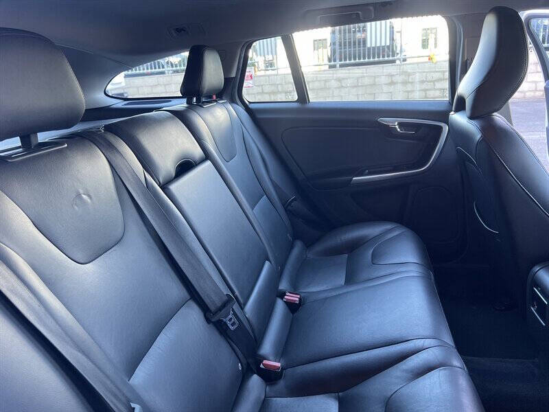 2016 Volvo V60 T5 Drive-E Premier