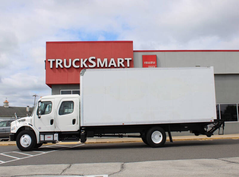 2018 Freightliner M2 106