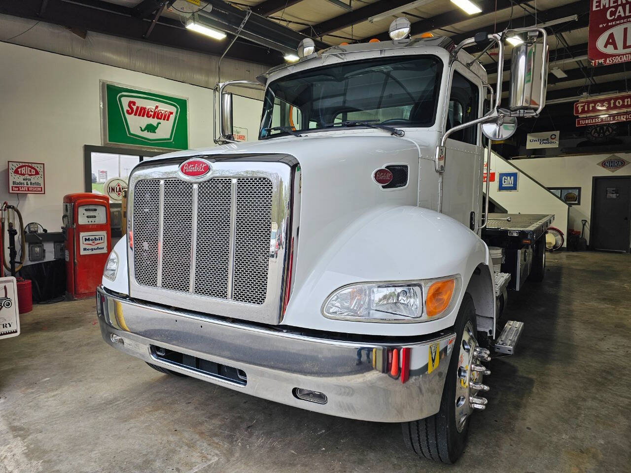 2020 Peterbilt 337 3