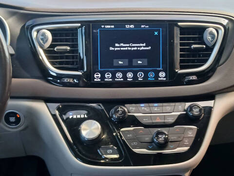 2020 Chrysler Pacifica Touring