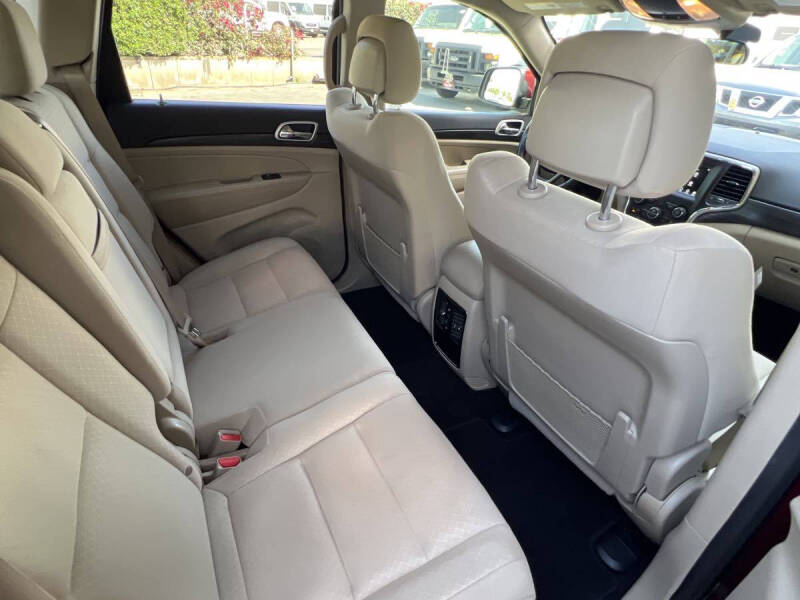 2019 Jeep Grand Cherokee Laredo E