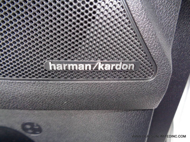 2019 Kia Sorento EX V6