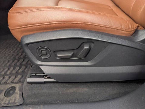 2022 Audi Q8 quattro Premium Plus 55 TFSI