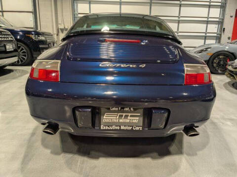 2000 Porsche 911 Carrera 4