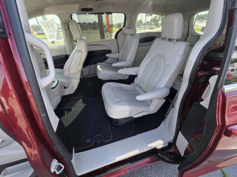 2021 Chrysler Pacifica Touring L