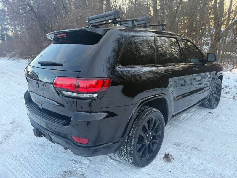 2017 Jeep Grand Cherokee Laredo