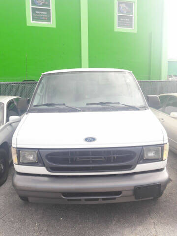 2000 Ford E-150