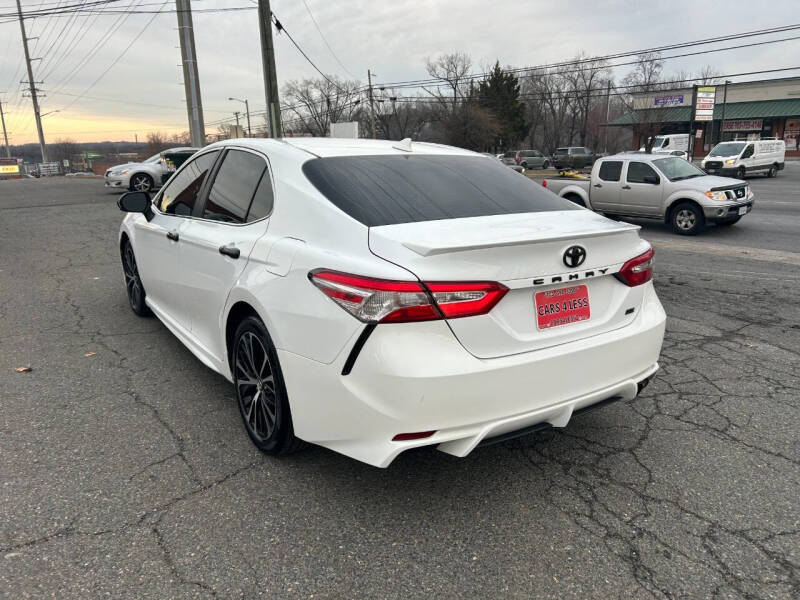 2020 Toyota Camry SE