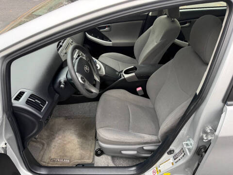 2012 Toyota Prius Two