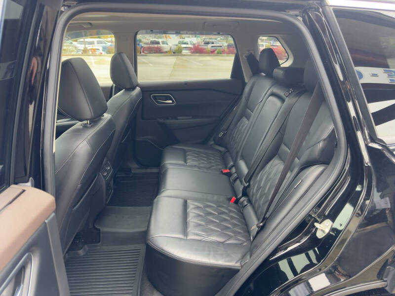 2021 Nissan Rogue Platinum