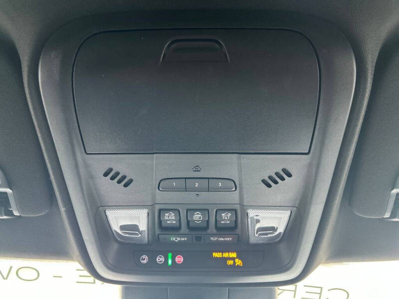 2025 Cadillac XT4 Sport