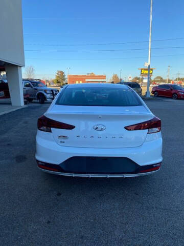 2019 Hyundai Elantra
