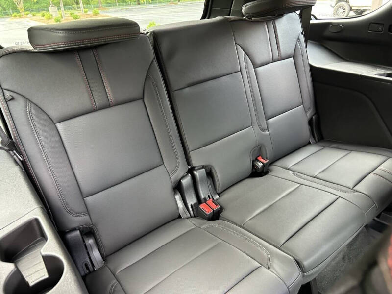 2025 Chevrolet Tahoe RST