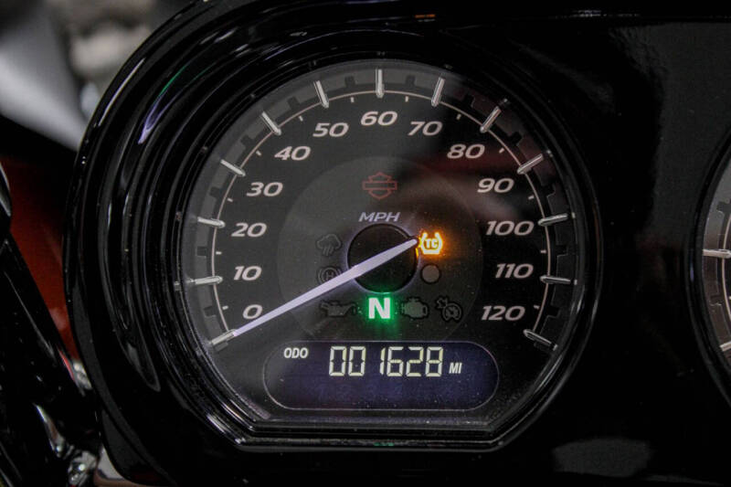 2022 Harley-Davidson CVO Road Glide