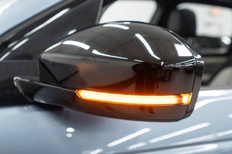 2023 Land Rover Discovery Sport P250 S R-Dynamic