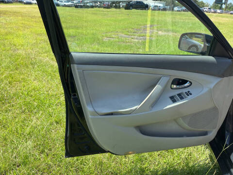 2010 Toyota Camry LE