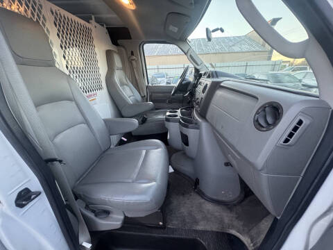 2011 Ford E-Series E-250