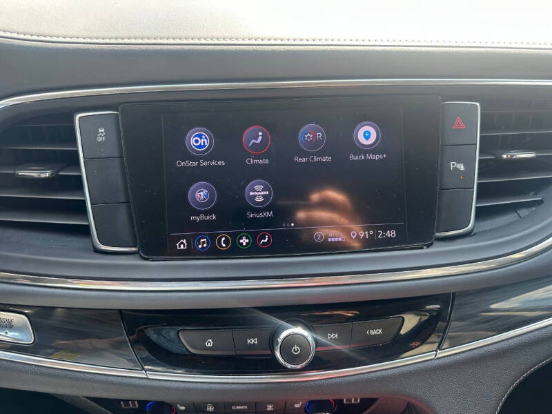 2020 Buick Enclave Essence