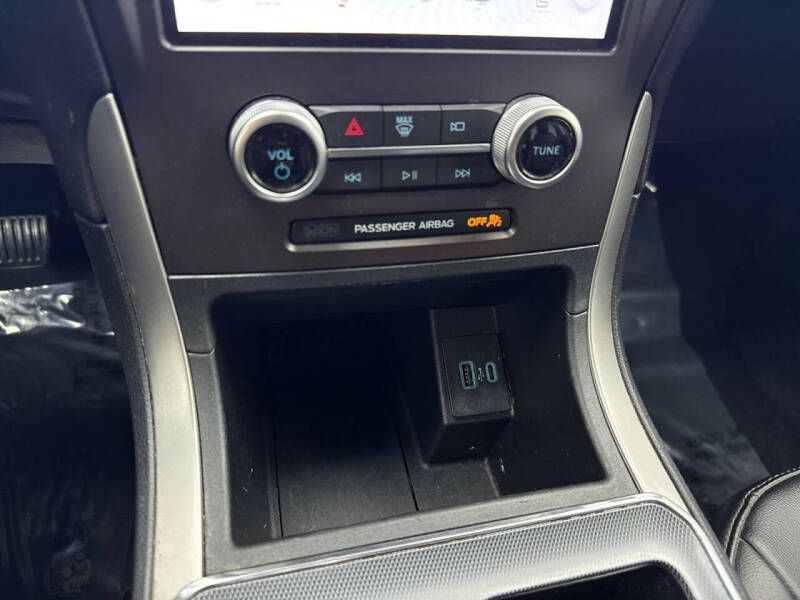 2021 Ford Edge SEL