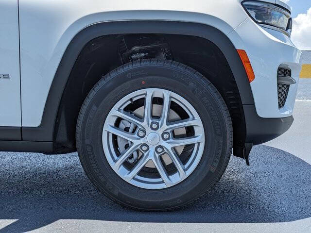2026 Jeep Grand Cherokee Laredo