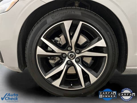 2025 Volvo S60 B5 Core