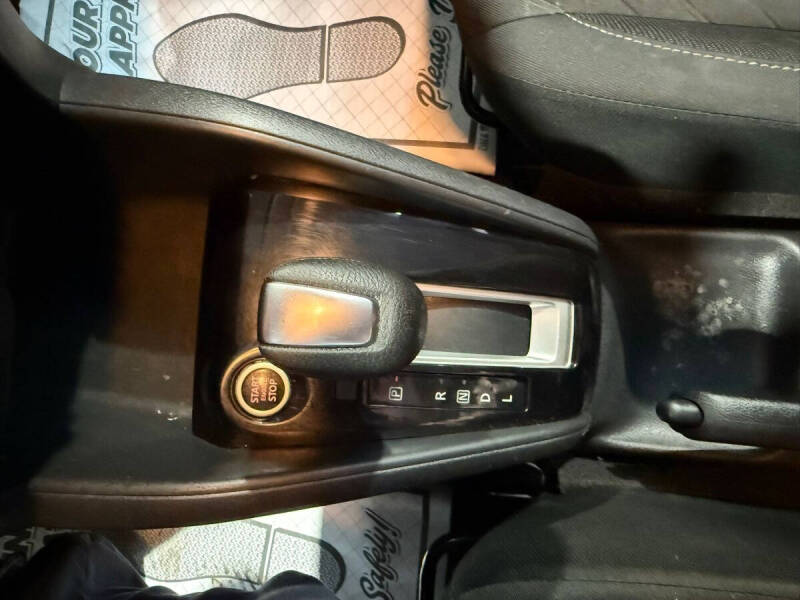 2021 Nissan Kicks S