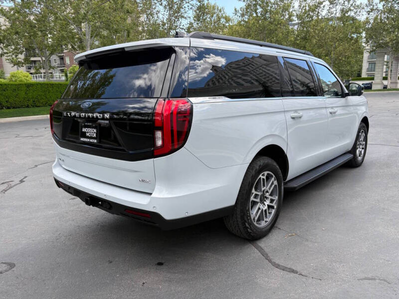 2025 Ford Expedition MAX Active